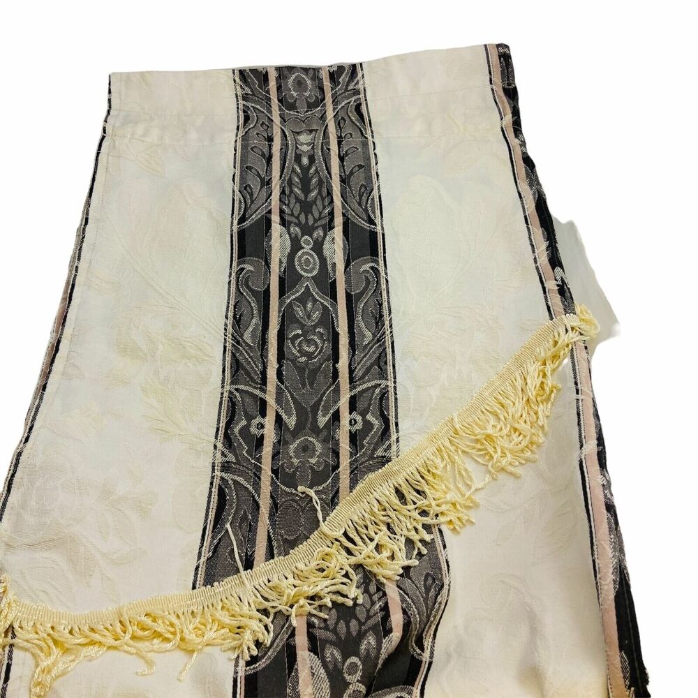 #4365 Shower Curtain unlined Cream with black